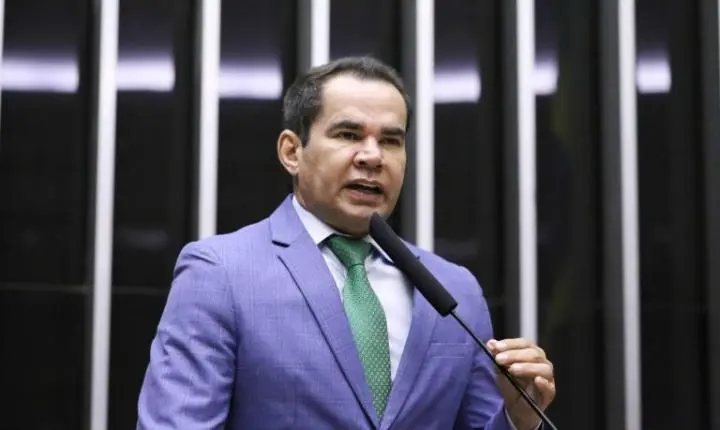 Comissão aprova recursos para qualificação profissional de pessoas com deficiência no setor cultural